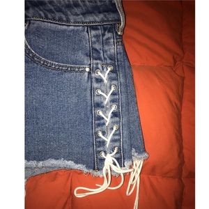 PacSun tie up short